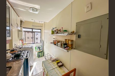 Apartamento à venda com 74m², 2 quartos e 1 vaga Apartamento à venda com 74m², 2 quartos e 1 vagaCozinha