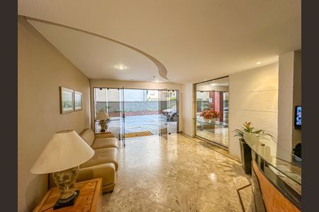 Apartamento à venda com 74m², 2 quartos e 1 vaga Apartamento à venda com 74m², 2 quartos e 1 vagaÁrea comum