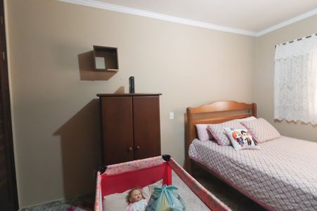 Casa à venda com 214m², 3 quartos e 3 vagas Casa à venda com 214m², 3 quartos e 3 vagasQuarto 3