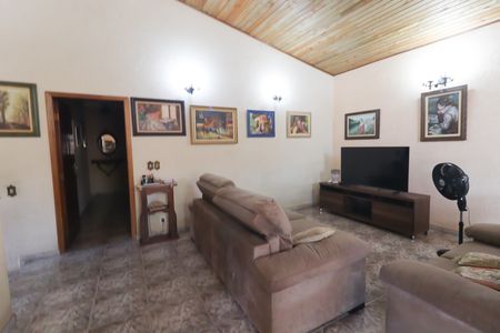 Casa à venda com 214m², 3 quartos e 3 vagas Casa à venda com 214m², 3 quartos e 3 vagasSala