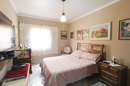 Casa à venda com 214m², 3 quartos e 3 vagas Casa à venda com 214m², 3 quartos e 3 vagasQuarto 1