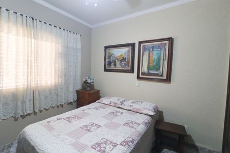 Casa à venda com 214m², 3 quartos e 3 vagas Casa à venda com 214m², 3 quartos e 3 vagasQuarto 2