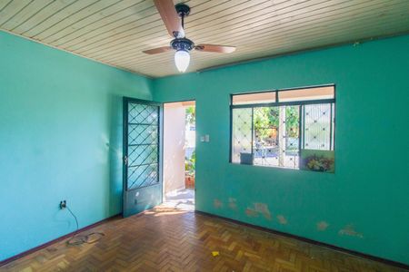 Casa à venda com 120m², 3 quartos e 2 vagas Casa à venda com 120m², 3 quartos e 2 vagasSala