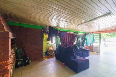 Casa à venda com 120m², 3 quartos e 2 vagas Casa à venda com 120m², 3 quartos e 2 vagasChurrasqueira