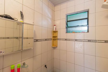 Casa à venda com 120m², 3 quartos e 2 vagas Casa à venda com 120m², 3 quartos e 2 vagasBanheiro