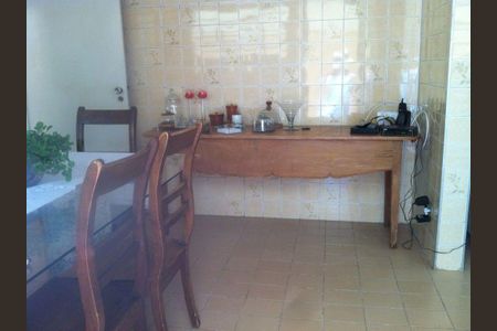 Casa à venda com 175m², 3 quartos e 2 vagas