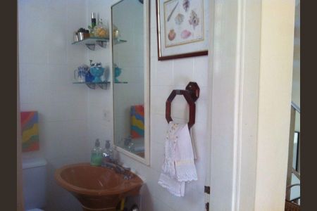 Casa à venda com 175m², 3 quartos e 2 vagas