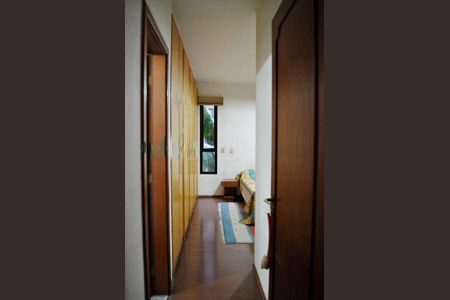 Apartamento à venda com 156m², 4 quartos e 3 vagas