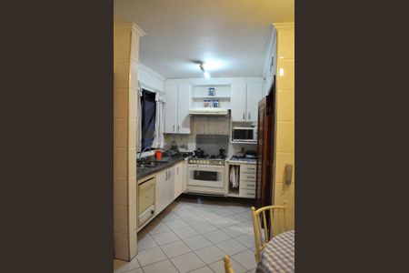 Apartamento à venda com 156m², 4 quartos e 3 vagas