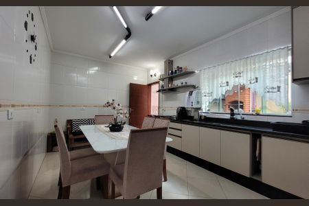 Casa à venda com 163m², 3 quartos e 3 vagas Casa à venda com 163m², 3 quartos e 3 vagasCozinha