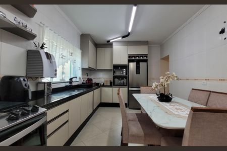 Casa à venda com 163m², 3 quartos e 3 vagas Casa à venda com 163m², 3 quartos e 3 vagasCozinha