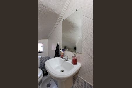 Casa à venda com 163m², 3 quartos e 3 vagas Casa à venda com 163m², 3 quartos e 3 vagasLavabo