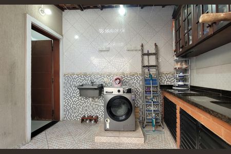 Casa à venda com 163m², 3 quartos e 3 vagas Casa à venda com 163m², 3 quartos e 3 vagasÁrea de Serviço