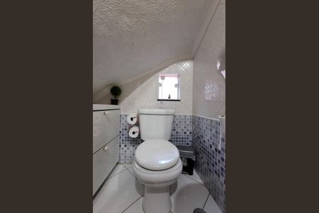 Casa à venda com 163m², 3 quartos e 3 vagas Casa à venda com 163m², 3 quartos e 3 vagasLavabo