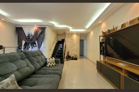 Casa à venda com 163m², 3 quartos e 3 vagas Casa à venda com 163m², 3 quartos e 3 vagasSala