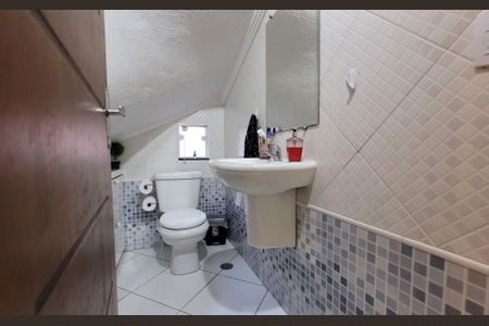 Casa à venda com 163m², 3 quartos e 3 vagas Casa à venda com 163m², 3 quartos e 3 vagasLavabo