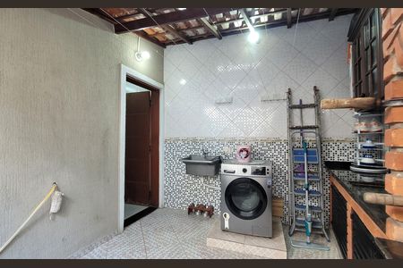 Casa à venda com 163m², 3 quartos e 3 vagas Casa à venda com 163m², 3 quartos e 3 vagasÁrea de Serviço