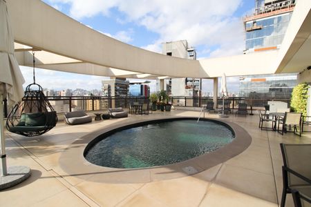 Apartamento para alugar com 35m², 1 quarto e 1 vaga Apartamento para alugar com 35m², 1 quarto e 1 vagaÁrea comum - Piscina