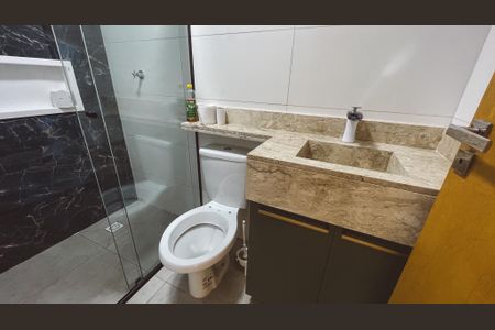 Casa de condomínio à venda com 52m², 2 quartos e sem vaga Casa de condomínio à venda com 52m², 2 quartos e sem vagaBanheiro