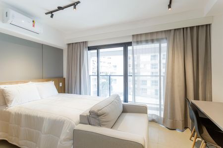Studio para alugar com 26m², 1 quarto e sem vaga Studio para alugar com 26m², 1 quarto e sem vagaSala/Quarto