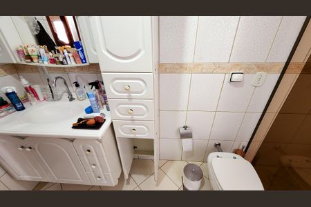 Apartamento à venda com 80m², 2 quartos e 2 vagas Apartamento à venda com 80m², 2 quartos e 2 vagasBanheiro
