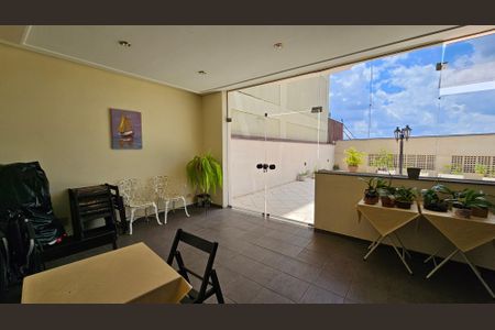 Apartamento à venda com 80m², 2 quartos e 2 vagas Apartamento à venda com 80m², 2 quartos e 2 vagasÁrea comum