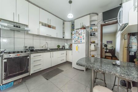 Casa à venda com 179m², 3 quartos e 4 vagas Casa à venda com 179m², 3 quartos e 4 vagasCozinha