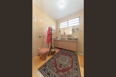 Casa à venda com 179m², 3 quartos e 4 vagas Casa à venda com 179m², 3 quartos e 4 vagasBanheiro Social