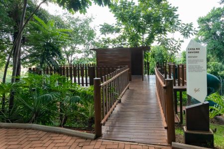 Apartamento à venda com 107m², 2 quartos e 2 vagas Apartamento à venda com 107m², 2 quartos e 2 vagasCasa na Árvore