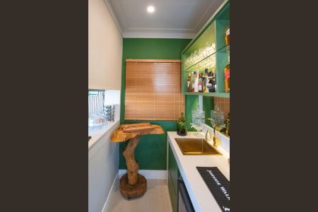 Apartamento à venda com 107m², 2 quartos e 2 vagas Apartamento à venda com 107m², 2 quartos e 2 vagasAdega