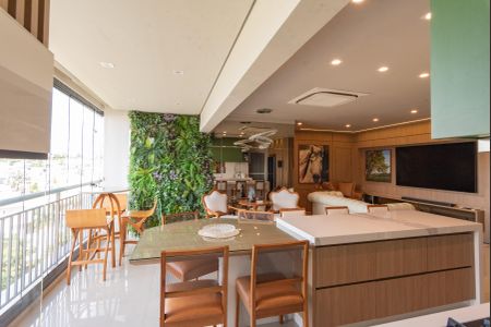 Apartamento à venda com 107m², 2 quartos e 2 vagas Apartamento à venda com 107m², 2 quartos e 2 vagasSala