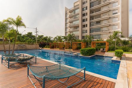 Apartamento à venda com 107m², 2 quartos e 2 vagas Apartamento à venda com 107m², 2 quartos e 2 vagasÁrea comum - Piscina