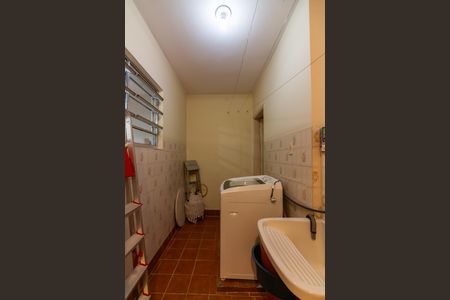 Casa à venda com 193m², 4 quartos e 3 vagas Casa à venda com 193m², 4 quartos e 3 vagasÁrea de Serviço