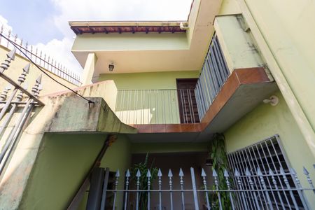 Casa à venda com 193m², 4 quartos e 3 vagas Casa à venda com 193m², 4 quartos e 3 vagasCasa 2 fechada
