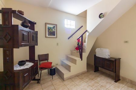 Casa à venda com 193m², 4 quartos e 3 vagas Casa à venda com 193m², 4 quartos e 3 vagasCopa