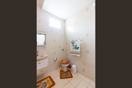 Casa à venda com 193m², 4 quartos e 3 vagas Casa à venda com 193m², 4 quartos e 3 vagasBanheiro 1