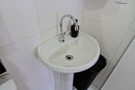 Apartamento à venda com 33m², 2 quartos e sem vaga Apartamento à venda com 33m², 2 quartos e sem vagaBanheiro