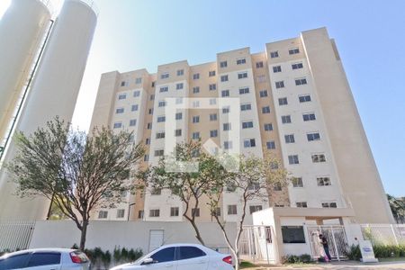 Apartamento à venda com 33m², 2 quartos e sem vaga Apartamento à venda com 33m², 2 quartos e sem vagaFachada