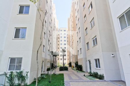 Apartamento à venda com 33m², 2 quartos e sem vaga Apartamento à venda com 33m², 2 quartos e sem vagaÁrea comum
