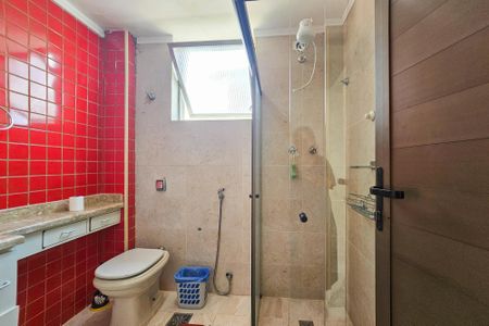 Apartamento para alugar com 146m², 4 quartos e 1 vaga Apartamento para alugar com 146m², 4 quartos e 1 vagaBanheiro da Suíte