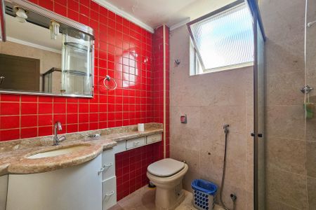 Apartamento para alugar com 146m², 4 quartos e 1 vaga Apartamento para alugar com 146m², 4 quartos e 1 vagaBanheiro da Suíte