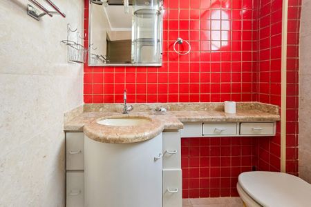 Apartamento para alugar com 146m², 4 quartos e 1 vaga Apartamento para alugar com 146m², 4 quartos e 1 vagaBanheiro da Suíte