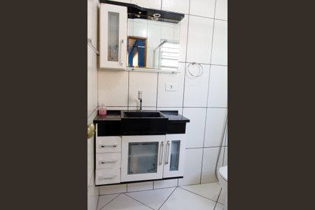 Casa à venda com 207m², 4 quartos e 2 vagas Casa à venda com 207m², 4 quartos e 2 vagasBanheiro 2