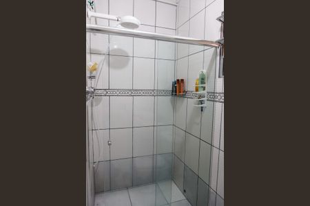 Casa à venda com 207m², 4 quartos e 2 vagas Casa à venda com 207m², 4 quartos e 2 vagasBanheiro