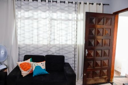 Casa à venda com 207m², 4 quartos e 2 vagas Casa à venda com 207m², 4 quartos e 2 vagassala