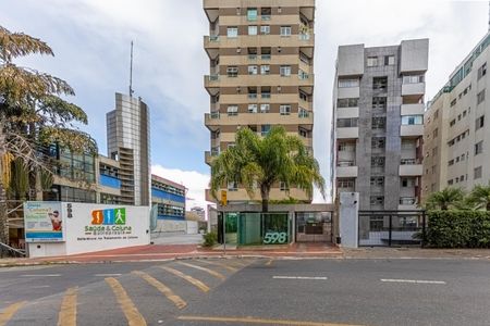 Studio à venda com 70m², 1 quarto e 2 vagas Studio à venda com 70m², 1 quarto e 2 vagasFachada