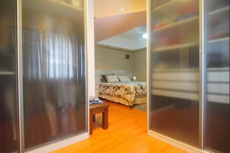 Apartamento à venda com 231m², 3 quartos e 2 vagas Apartamento à venda com 231m², 3 quartos e 2 vagasCloset da suíte