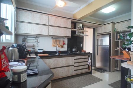 Apartamento à venda com 231m², 3 quartos e 2 vagas Apartamento à venda com 231m², 3 quartos e 2 vagasCozinha