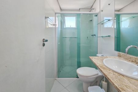 Apartamento para alugar com 110m², 3 quartos e 2 vagas Apartamento para alugar com 110m², 3 quartos e 2 vagasBanheiro da suíte 1