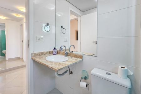 Apartamento para alugar com 110m², 3 quartos e 2 vagas Apartamento para alugar com 110m², 3 quartos e 2 vagasBanheiro